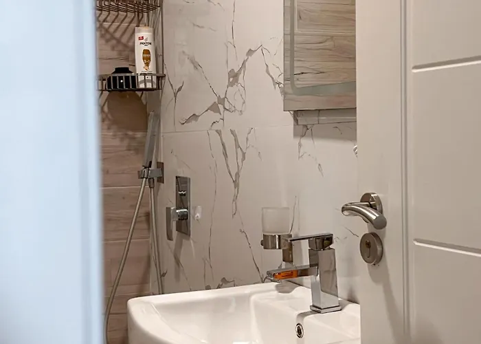 Roes 4 Apartman Tirana